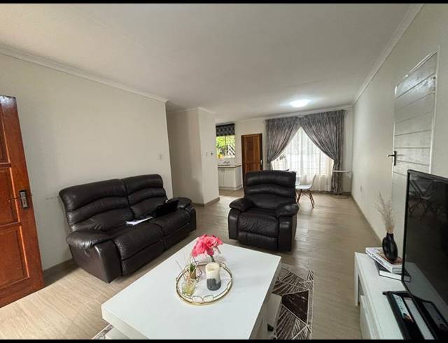 3 BEDROOM TOWNHOUSE FOR SALE IN BERGBRON